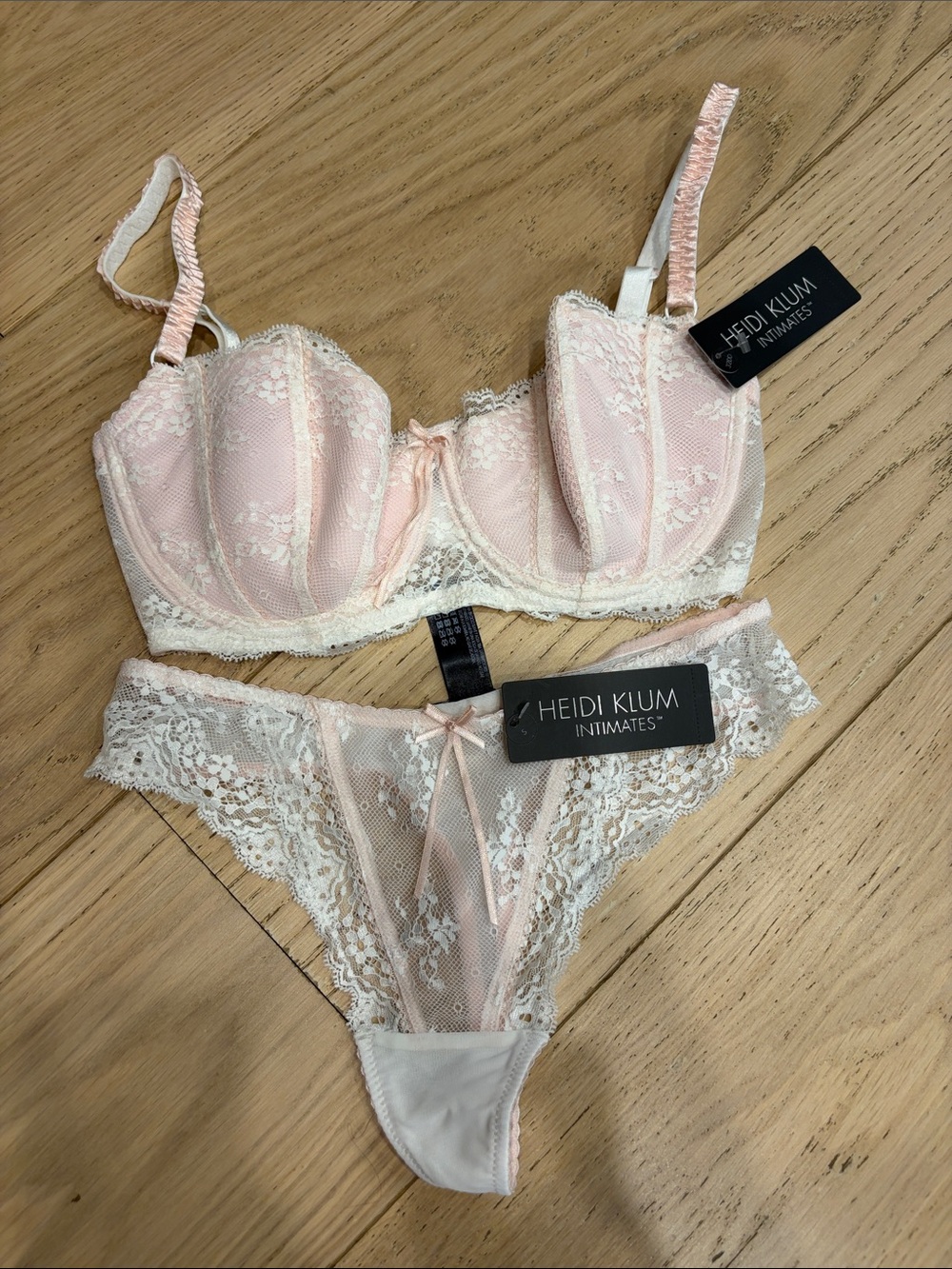 Heidi Klum Intimates Pale Pink and Cream Lace Bra & Bikini Set